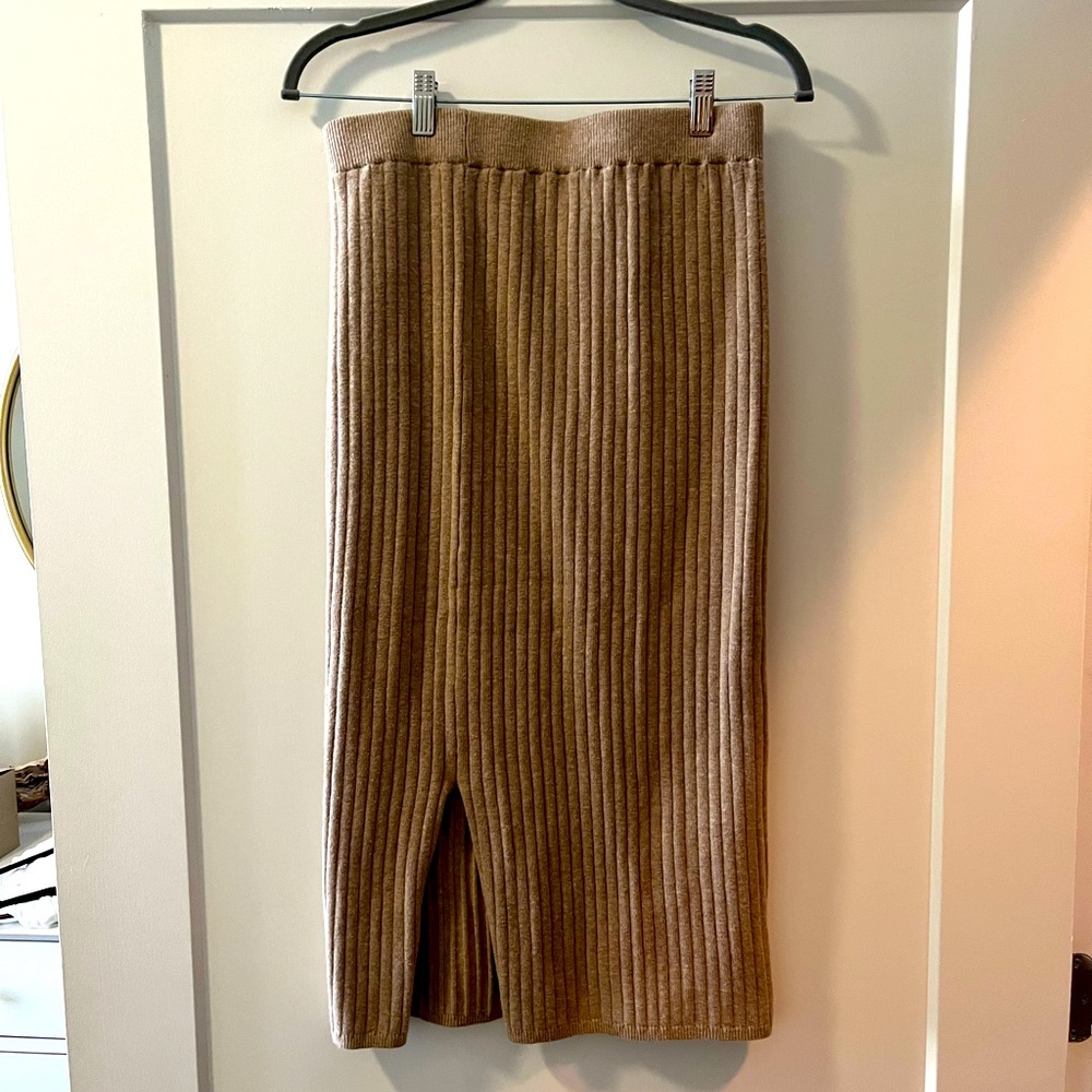 Able Cream Pencil Skirt - Size L